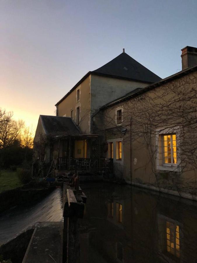 La Roulotte Du Moulin De Palet Villa Baugé Eksteriør bilde