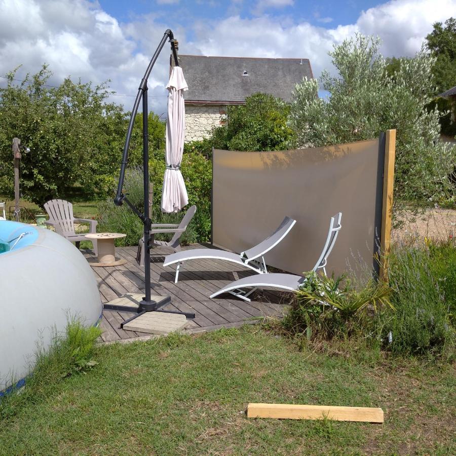 La Roulotte Du Moulin De Palet Villa Baugé Eksteriør bilde